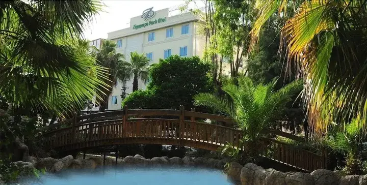 Адана: Ziyapasa Park Hotel