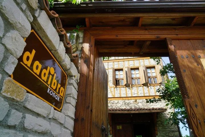 Сафранболу: Dadibra Konak