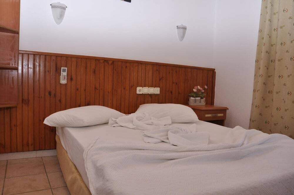 Кемер: El Latino Otel