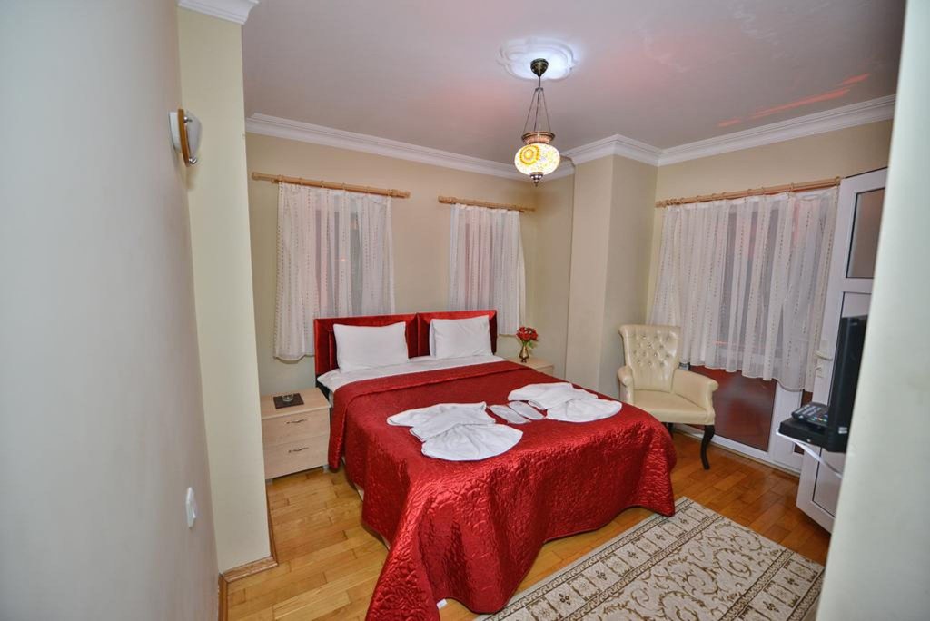 Сайл: Assortie La Villa Hotel