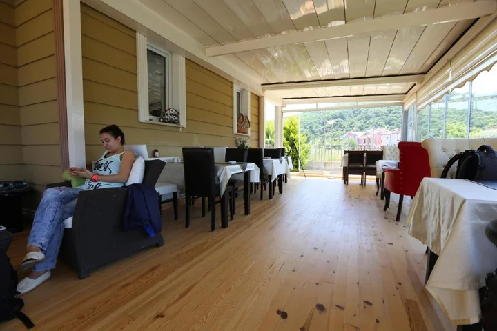 Сайл: Assortie La Villa Hotel
