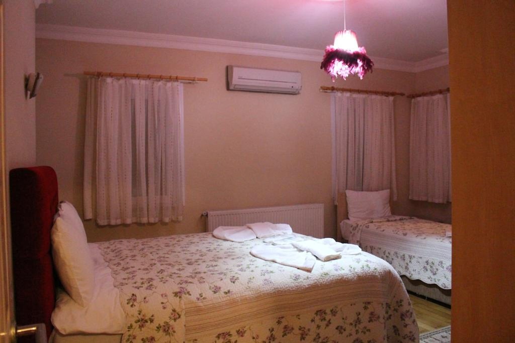 Сайл: Assortie La Villa Hotel