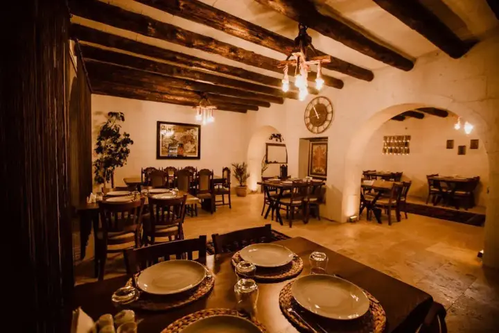 Ургуп: Ortahisar Cave Hotel