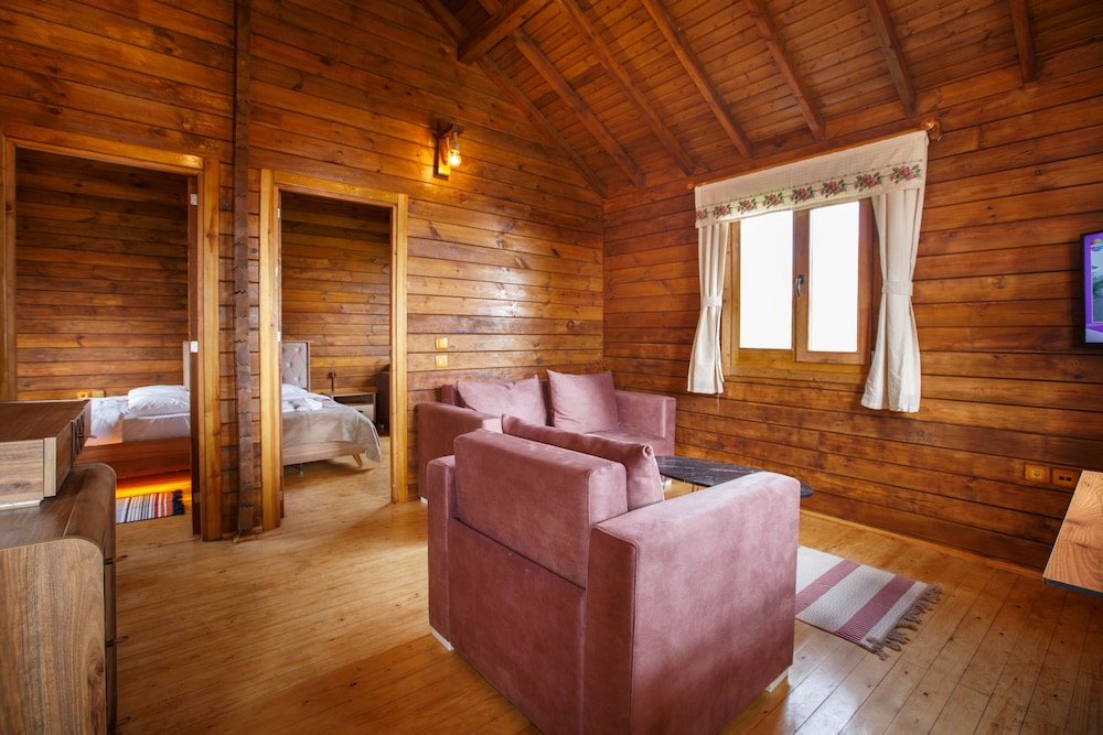 Кайели: Handüzü Tatil Köyü
