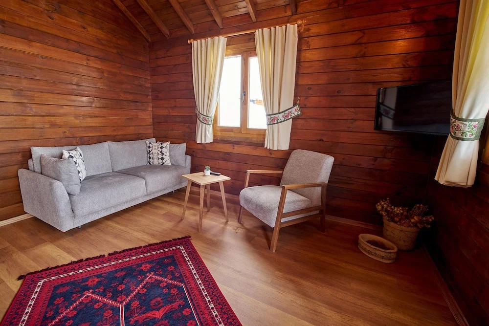 Кайели: Handüzü Tatil Köyü