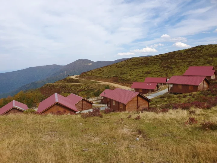 Кайели: Бунгало Handüzü Tatil köyü