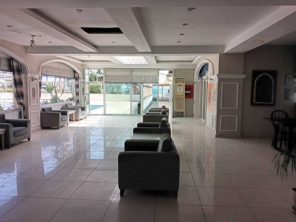 Бельдиби: Aquabella Beach Hotel