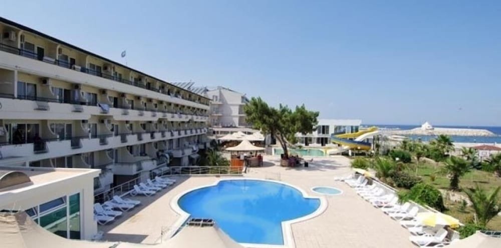 Бельдиби: Aquabella Beach Hotel