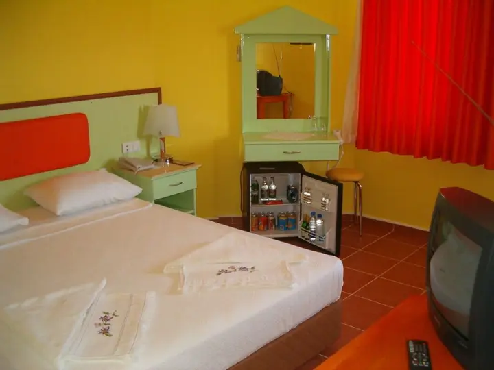 Дальян: Mandalinn Hotel