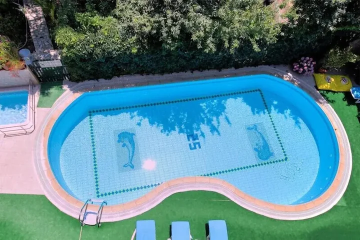 Дальян: Mandalinn Hotel