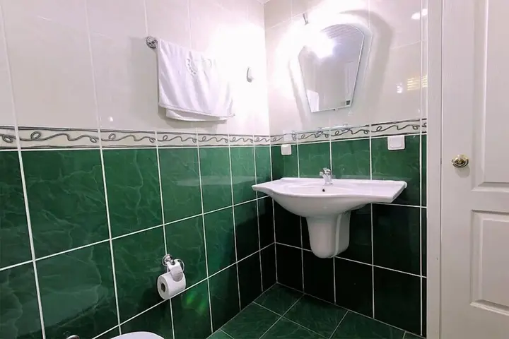 Дальян: Mandalinn Hotel