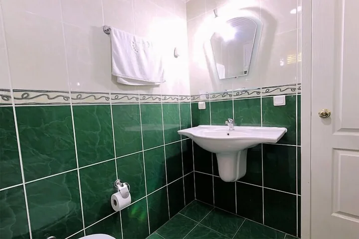 Дальян: Mandalinn Hotel