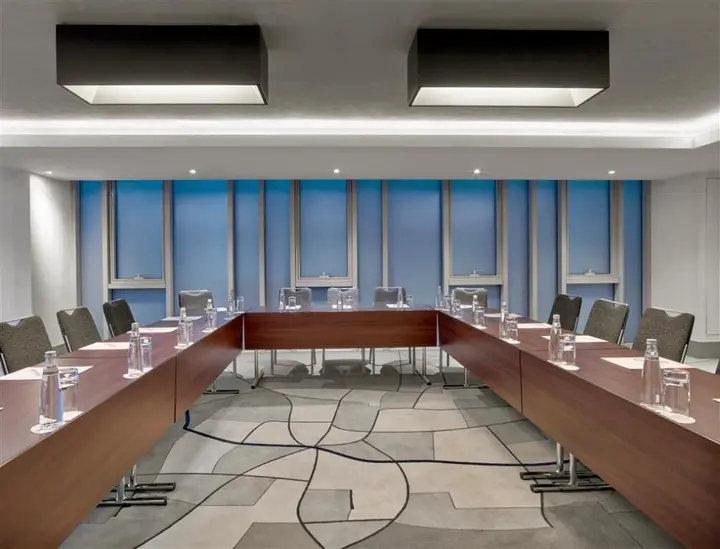 Стамбул: Le Meridien Istanbul Etiler