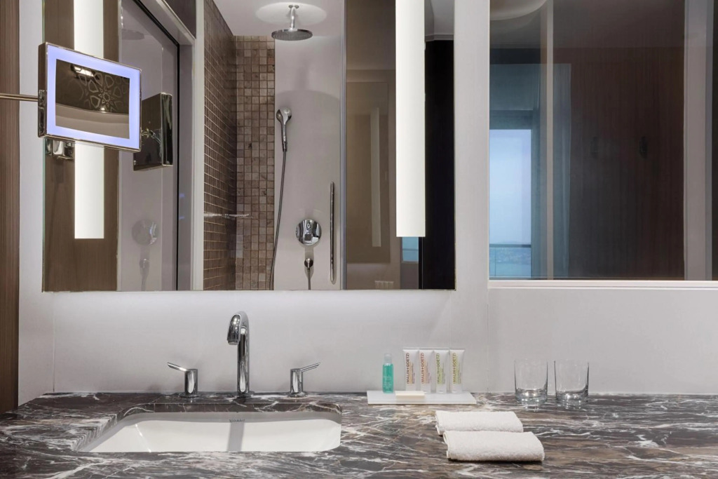 Стамбул: Le Meridien Istanbul Etiler
