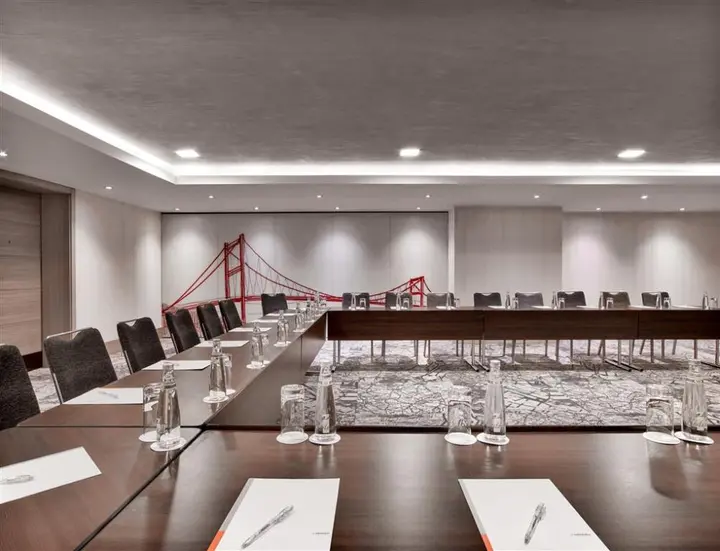 Стамбул: Le Meridien Istanbul Etiler