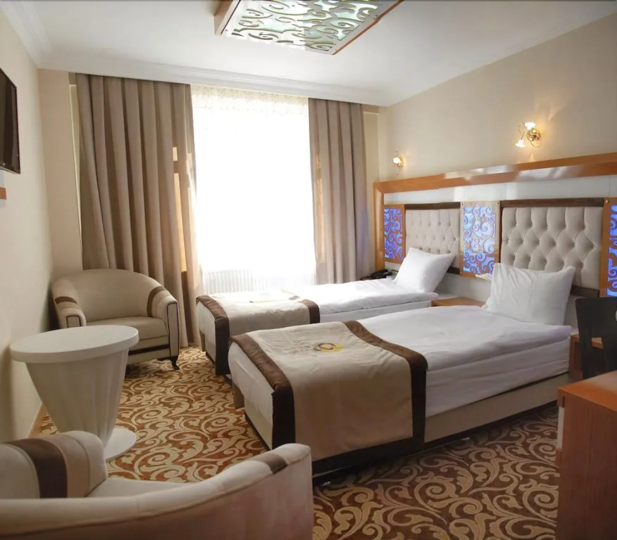 Конья: Demosan City Otel