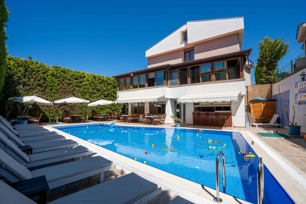 Айвалык: Cunda Giritlioğlu Otel Adult Only +12