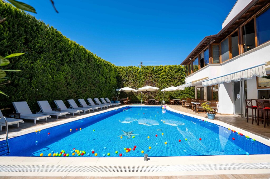 Айвалык: Cunda Giritlioğlu Otel Adult Only +12