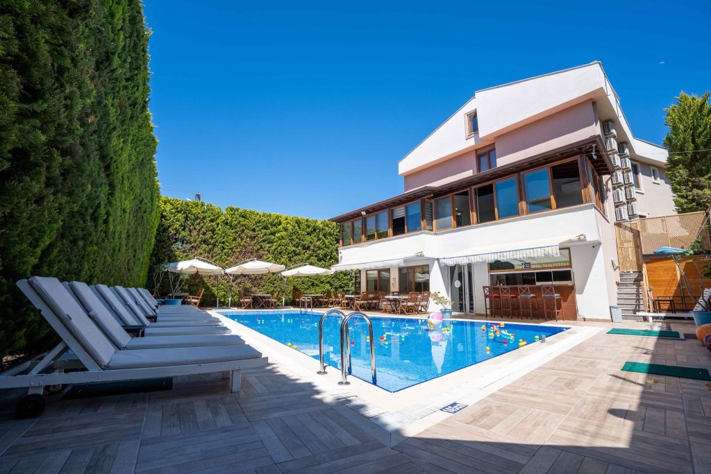 Айвалык: Cunda Giritlioğlu Otel Adult Only +12