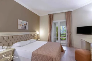 Чамьюва: Отель Emelda Sun Club