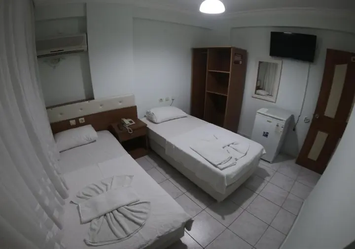 Силифке: Almir Hotel
