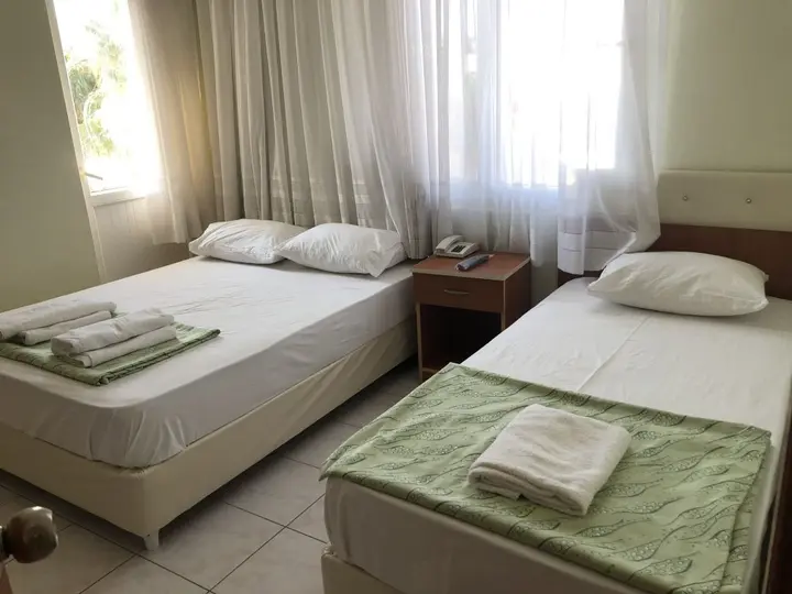 Силифке: Almir Hotel