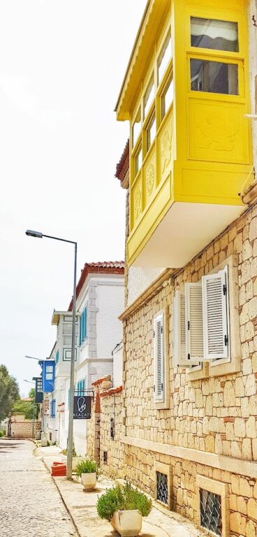 Чешме: Mell's Alacati