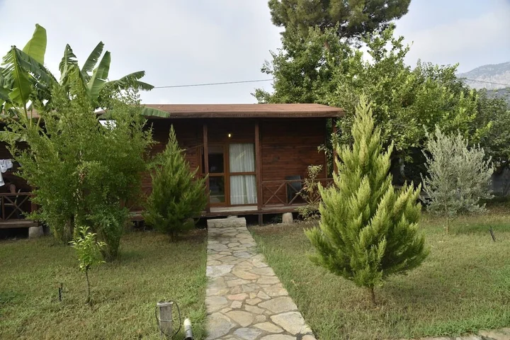 Чиралы: Serenity Bungalows