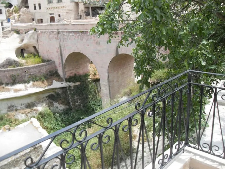 Ибрагимпаша: El Puente Cave Hotel