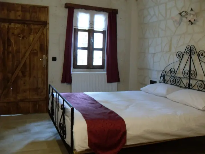 Ибрагимпаша: El Puente Cave Hotel