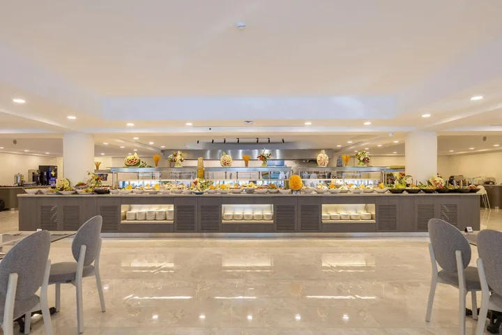 Кушадасы: La Santa Maria Hotel