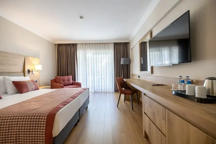 Кушадасы: La Santa Maria Hotel
