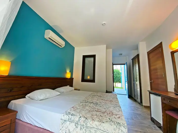 Мармарис: Romance Beach Hotel