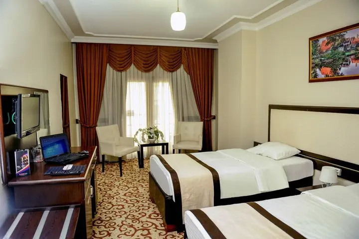 Измит: Teona Hotel