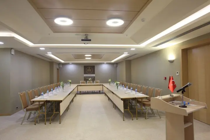 Адана: Masel Hotel