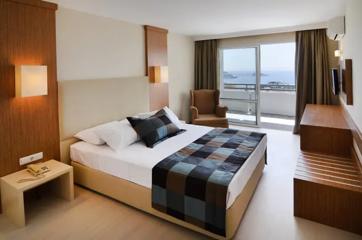 Кушадасы: City's Hill Hotel