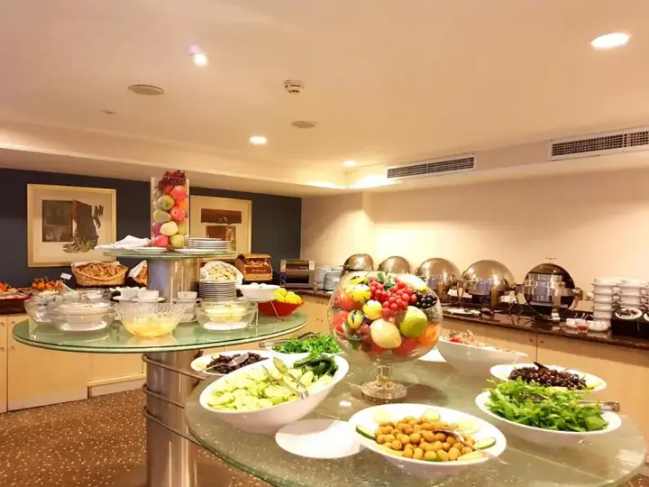 Адана: Jura Hotels Mavi Sürmeli Adana