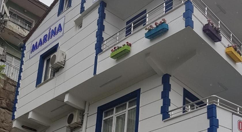Бартын: Marina Pension