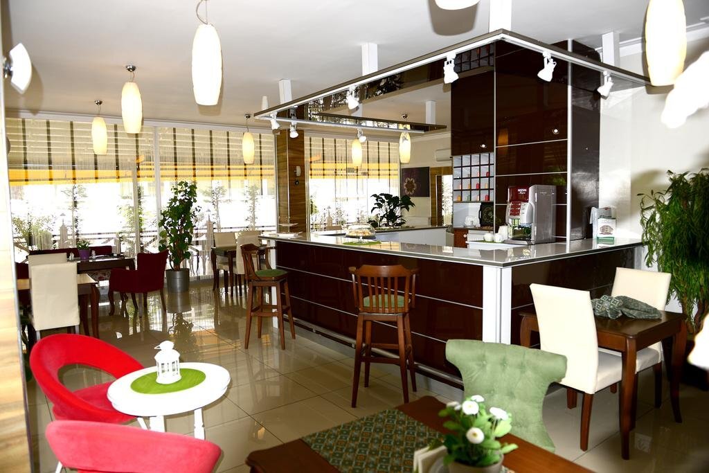 Бартын: Sindoma Hotel