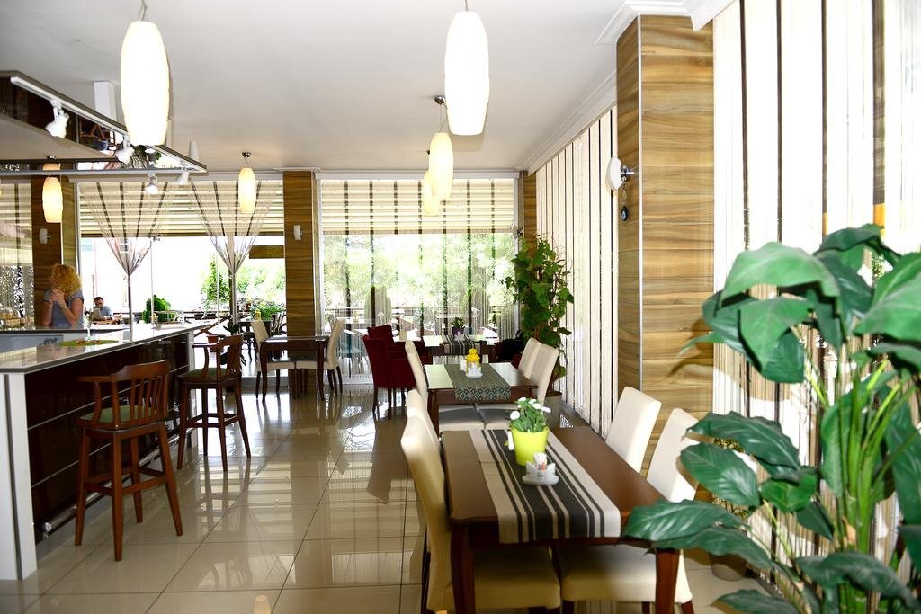 Бартын: Sindoma Hotel