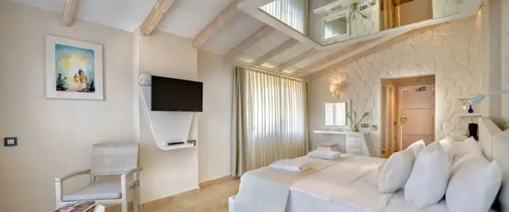 Каш: Peninsula Gardens Hotel