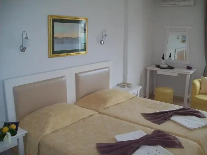 Гёчек: Hotel Vanilla