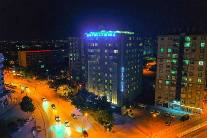 Конья: Отель Bera Konya