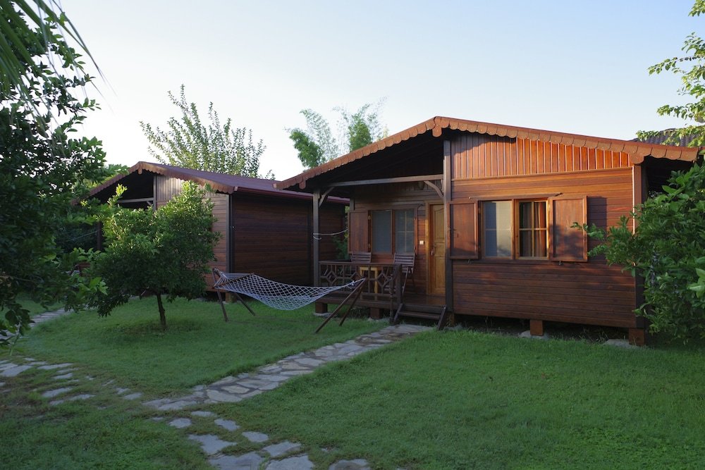Чиралы: Ozge Hotel Bungalow