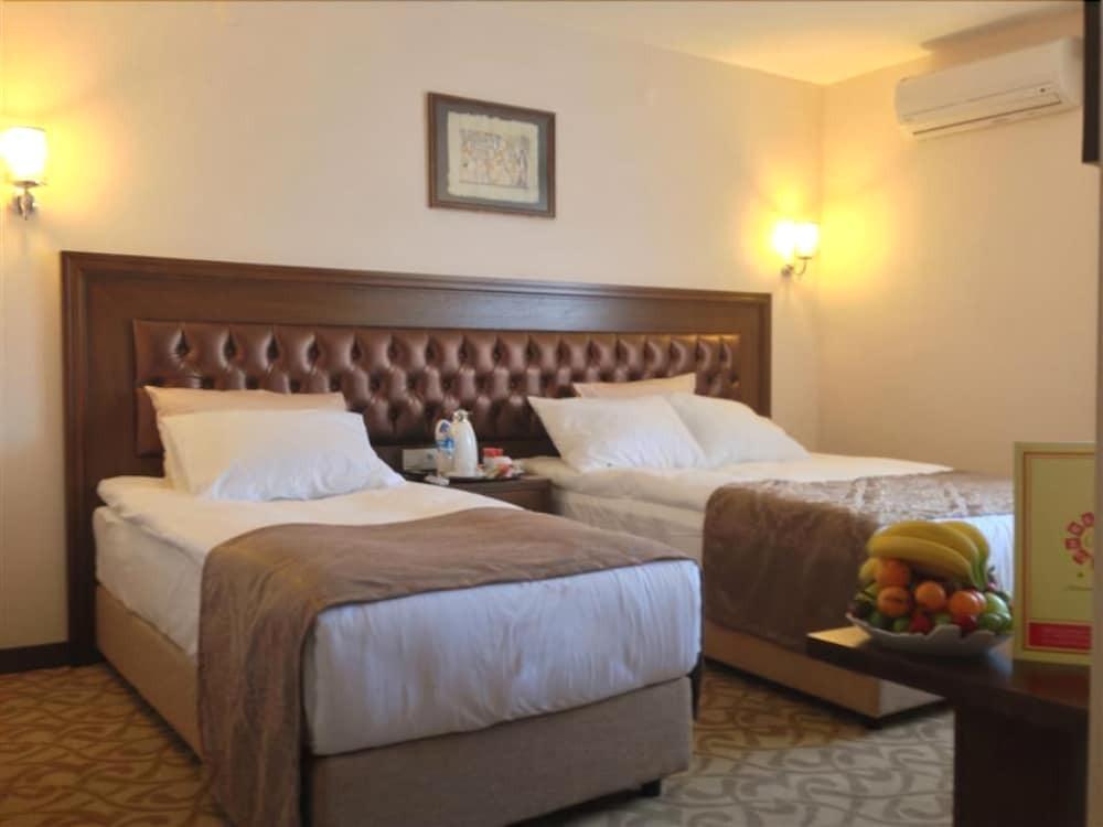 Анкара: Rest Hotel