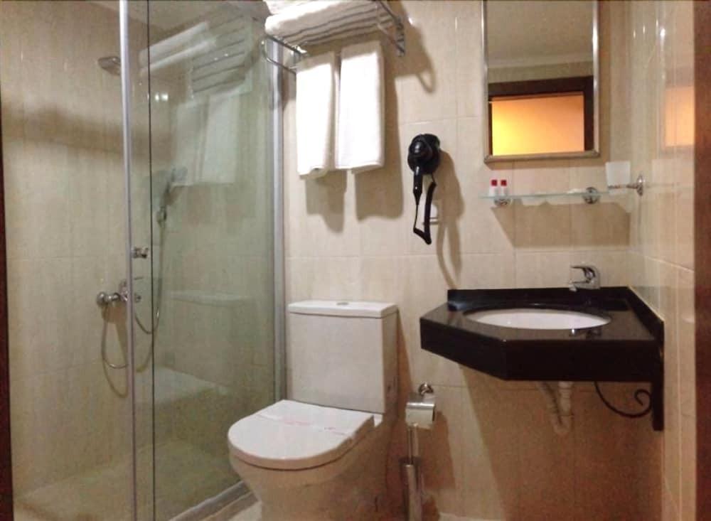 Анкара: Rest Hotel