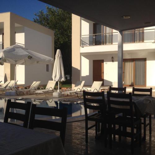 Голькой: Aybey Apart Hotel