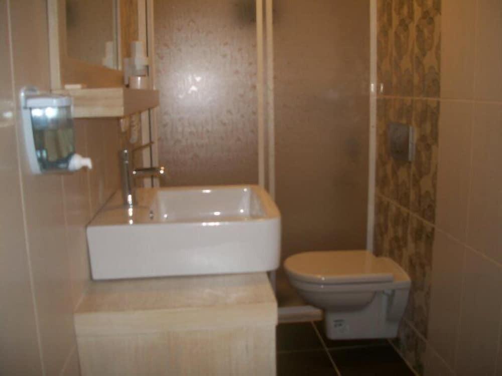 Голькой: Gunisigi Otel