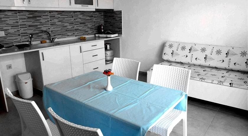Тургутрейс: Marin Beach Apart