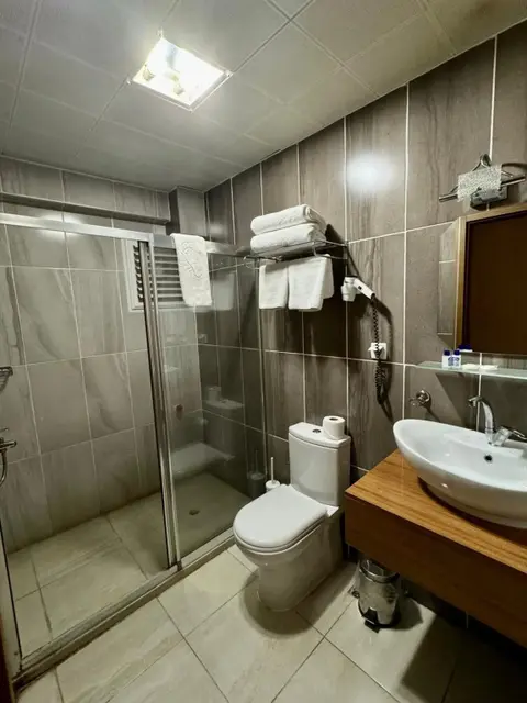 Измир: Lucid Otel